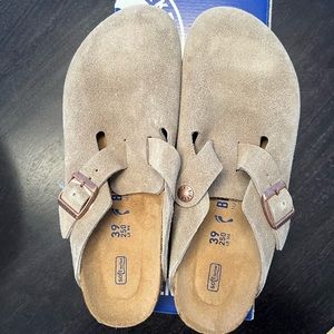 Birkenstock Boston in Taupe
